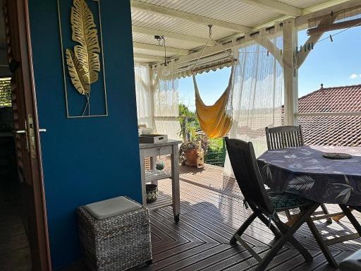 Bungalow Vue Mer Avec Jardin 상트루스 외부 사진
