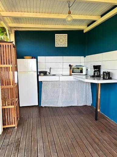Bungalow Vue Mer Avec Jardin 상트루스 외부 사진